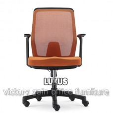 M-55923N LUXUS 椅
